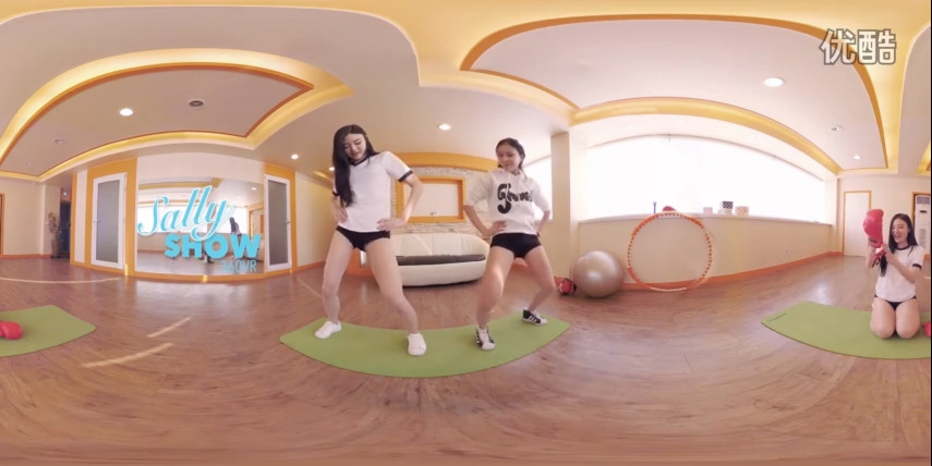 360°体验全景虚拟女孩健身视频